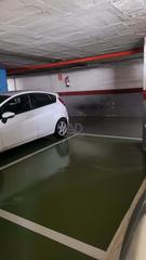 Autoparkplatz in Calle travessera de les corts 272 272 Autoparkplatz in Calle travessera de les corts 272 272