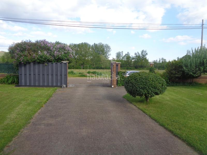 Foto 0c4196e7-d3e9-46d1-a3ba-8bde579cb8a4. Haus mit heizung parking pool in Garrafe de Torío Foto 0c4196e7-d3e9-46d1-a3ba-8bde579cb8a4. Haus mit heizung parking pool in Garrafe de Torío