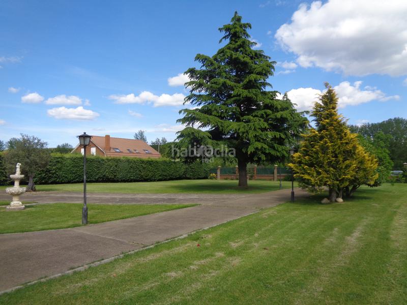 Foto 80593f40-9b53-484e-8e5d-54621892152f. Haus mit heizung parking pool in Garrafe de Torío Foto 80593f40-9b53-484e-8e5d-54621892152f. Haus mit heizung parking pool in Garrafe de Torío