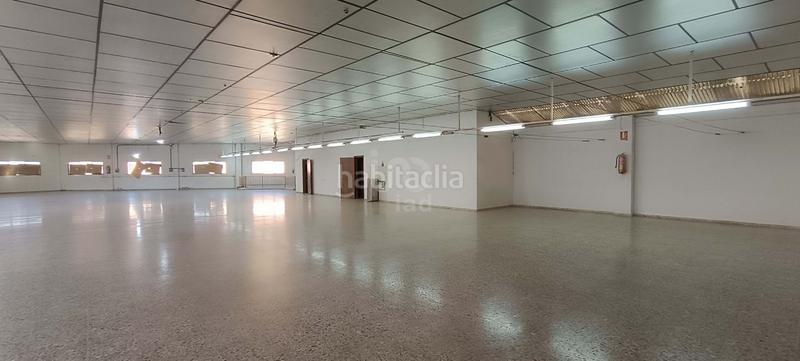 Foto e688c72e-86d5-46bb-a43f-c49b42a07d58. Edificio in Albatera Foto e688c72e-86d5-46bb-a43f-c49b42a07d58. Edificio in Albatera