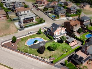 Chalet à Palau-solità i Plegamans Chalet à Palau-solità i Plegamans