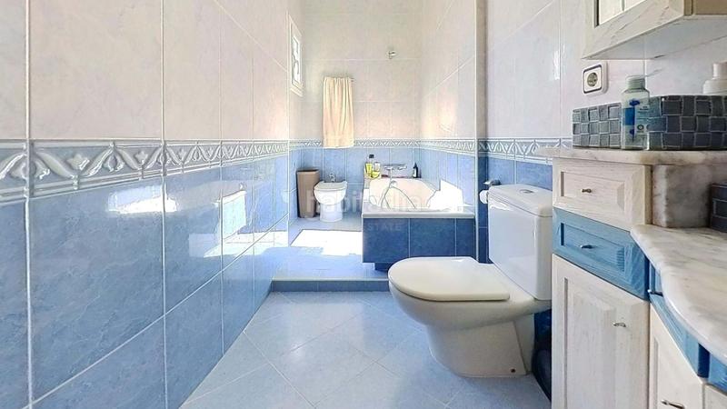 Foto f9b897c7-5292-4213-8eb0-7353a78dd83e. Haus mit heizung in Concòrdia Sabadell Foto f9b897c7-5292-4213-8eb0-7353a78dd83e. Haus mit heizung in Concòrdia Sabadell