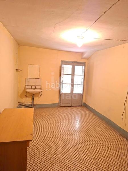 Foto e96b05e3-70e7-4c60-8cde-e05041ec4072. Casa amb calefacció aparcament a Graus Foto e96b05e3-70e7-4c60-8cde-e05041ec4072. Casa amb calefacció aparcament a Graus