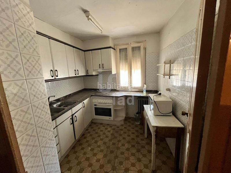 Foto fac10265-4b2d-4696-8952-681e976eea07. Casa amb calefacció aparcament a Graus Foto fac10265-4b2d-4696-8952-681e976eea07. Casa amb calefacció aparcament a Graus