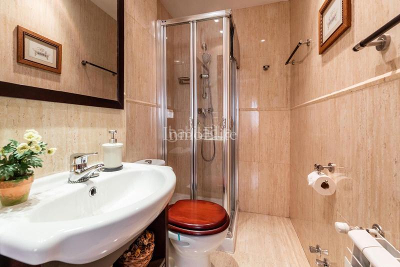 Foto 189b9125-3d6d-4716-be9f-497c25563df0. Duplex avec chauffage dans Casco Antiguo Majadahonda Foto 189b9125-3d6d-4716-be9f-497c25563df0. Duplex avec chauffage dans Casco Antiguo Majadahonda