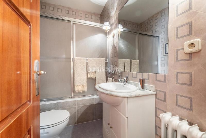 Foto 6b10fd72-dded-443d-8c69-9c98b02e5aa5. Duplex avec chauffage dans Casco Antiguo Majadahonda Foto 6b10fd72-dded-443d-8c69-9c98b02e5aa5. Duplex avec chauffage dans Casco Antiguo Majadahonda