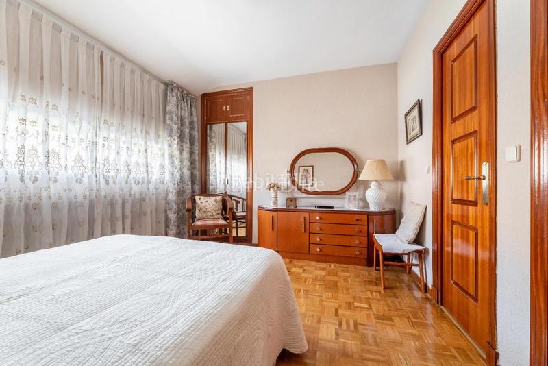 Foto 8b944ee8-2ce9-40ff-8646-3c57e90d2b3e. Duplex avec chauffage dans Casco Antiguo Majadahonda Foto 8b944ee8-2ce9-40ff-8646-3c57e90d2b3e. Duplex avec chauffage dans Casco Antiguo Majadahonda
