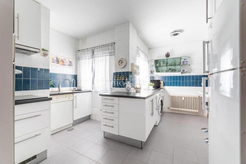 Foto f83170b0-d087-4a18-bb8f-6492648405dd. Duplex avec chauffage dans Casco Antiguo Majadahonda Foto f83170b0-d087-4a18-bb8f-6492648405dd. Duplex avec chauffage dans Casco Antiguo Majadahonda