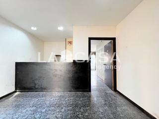 Local commercial à Llefià. Local comercial en venta en llefià, badalona.dispone de 60 m con Local commercial à Llefià. Local comercial en venta en llefià, badalona.dispone de 60 m con