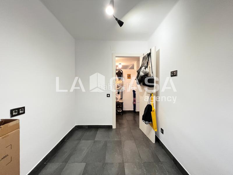 Foto c7d7a189-13d1-4606-b505-b43b37031c84. Pis a Llefià Badalona Foto c7d7a189-13d1-4606-b505-b43b37031c84. Pis a Llefià Badalona