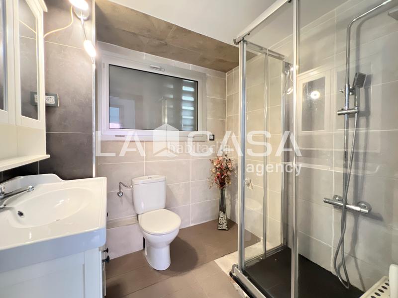 Foto a205c5a9-bd94-4efd-9164-be84d6418a20. Piano terra in La Catalana Sant Adrià de Besòs Foto a205c5a9-bd94-4efd-9164-be84d6418a20. Piano terra in La Catalana Sant Adrià de Besòs