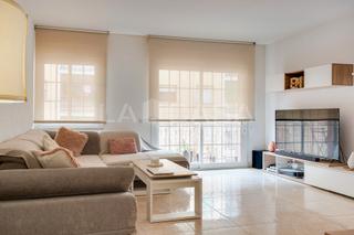 Pis a Canovelles. Balcon Pis a Canovelles. Balcon