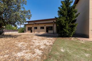 Location Local commercial Calle de navacerrada. Alquilamos oportunidad única para su negocio en una inmejorable Location Local commercial Calle de navacerrada. Alquilamos oportunidad única para su negocio en una inmejorable