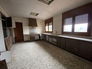 Haus in Major 13. Edificio a reformar en venta en prats de lluçanès. Haus in Major 13. Edificio a reformar en venta en prats de lluçanès.