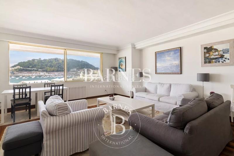 Foto 8428223b-9ac2-48ba-a495-e9d1331c8f04. Flat with heating parking in Gros Donostia - San Sebastián Foto 8428223b-9ac2-48ba-a495-e9d1331c8f04. Flat with heating parking in Gros Donostia - San Sebastián