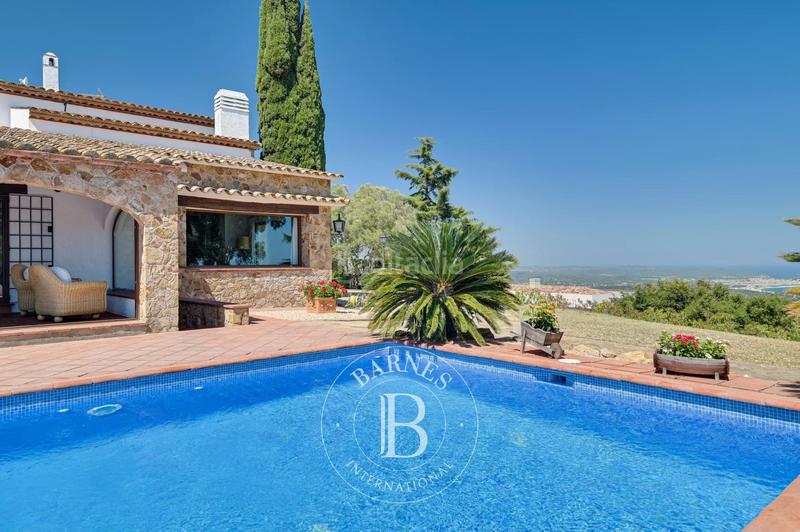 Foto b91232d8-7ad9-491c-8417-656f10d29c21. Maison avec chauffage parking piscine dans Urbanitzacions Platja d´Aro Foto b91232d8-7ad9-491c-8417-656f10d29c21. Maison avec chauffage parking piscine dans Urbanitzacions Platja d´Aro