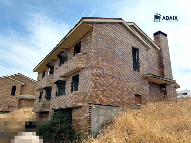 Foto caf651be-ad3b-49c8-be26-7e16c4ac3794. Casa aparellada amb aparcament piscina a Quijorna Foto caf651be-ad3b-49c8-be26-7e16c4ac3794. Casa aparellada amb aparcament piscina a Quijorna