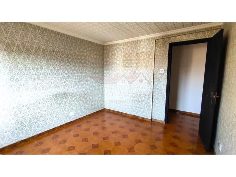 Foto fdb35a17-6d90-4456-8b0a-482ea28dbbd0. Pis a Sax Foto fdb35a17-6d90-4456-8b0a-482ea28dbbd0. Pis a Sax
