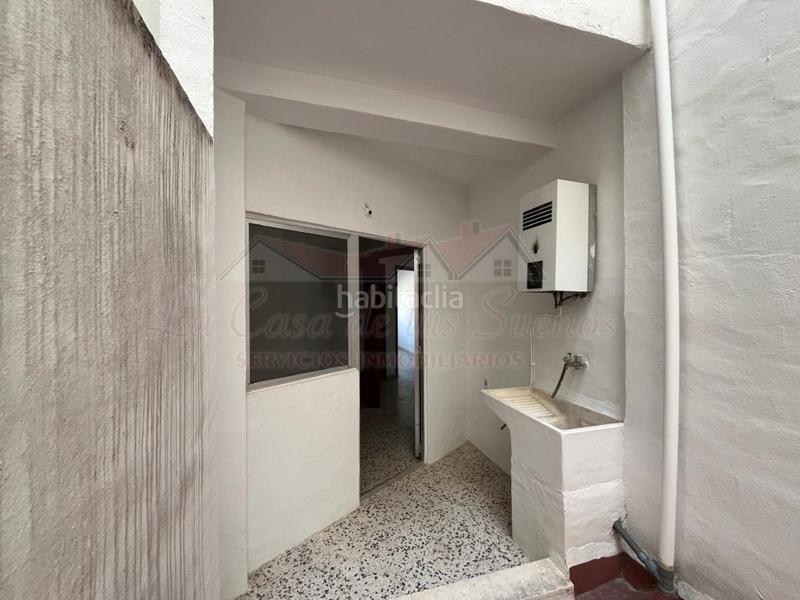 Foto 5f304a41-f25c-41bc-a308-3d28ba18c599. Pis a Sax Foto 5f304a41-f25c-41bc-a308-3d28ba18c599. Pis a Sax