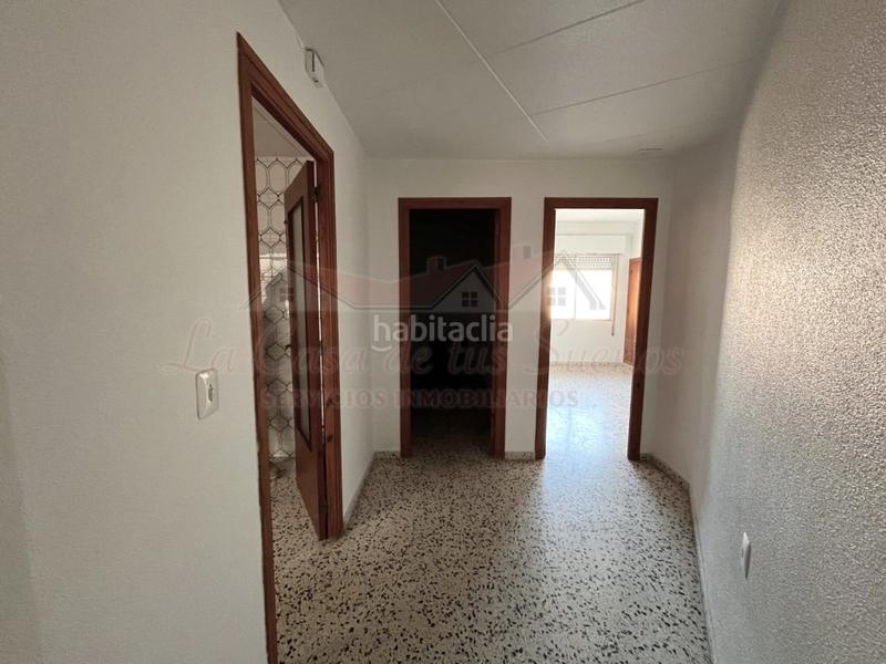 Foto de99c61f-834d-4423-a766-1688700e1fc0. Pis a Sax Foto de99c61f-834d-4423-a766-1688700e1fc0. Pis a Sax