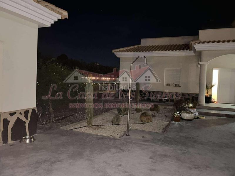 Foto 320dcbd3-0928-4cdd-8874-b98e5c49f035. Casa amb piscina a Sax Foto 320dcbd3-0928-4cdd-8874-b98e5c49f035. Casa amb piscina a Sax