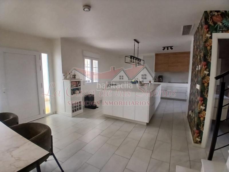 Foto f9f6a0a0-f3ba-482e-a4a8-55ec793b936c. Casa amb piscina a Sax Foto f9f6a0a0-f3ba-482e-a4a8-55ec793b936c. Casa amb piscina a Sax