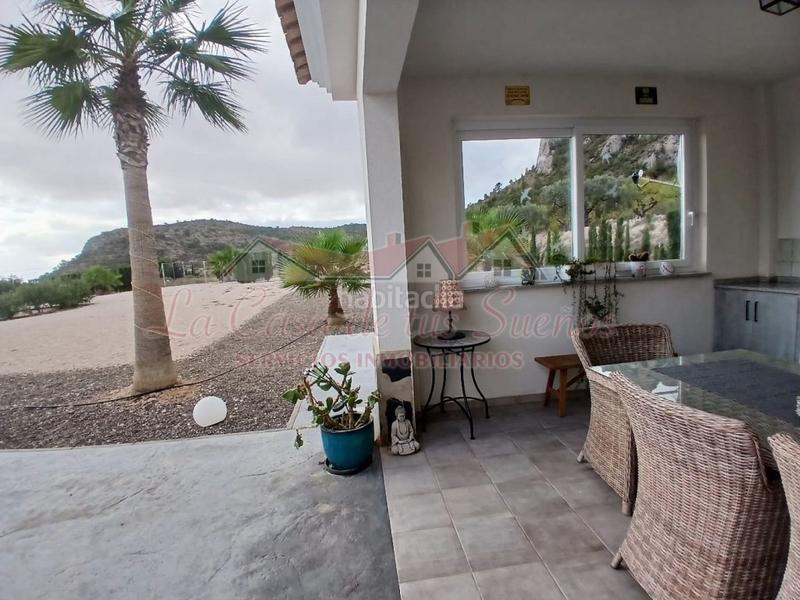 Foto fe777551-7369-49b8-9510-b3c03e57244b. Casa amb piscina a Sax Foto fe777551-7369-49b8-9510-b3c03e57244b. Casa amb piscina a Sax