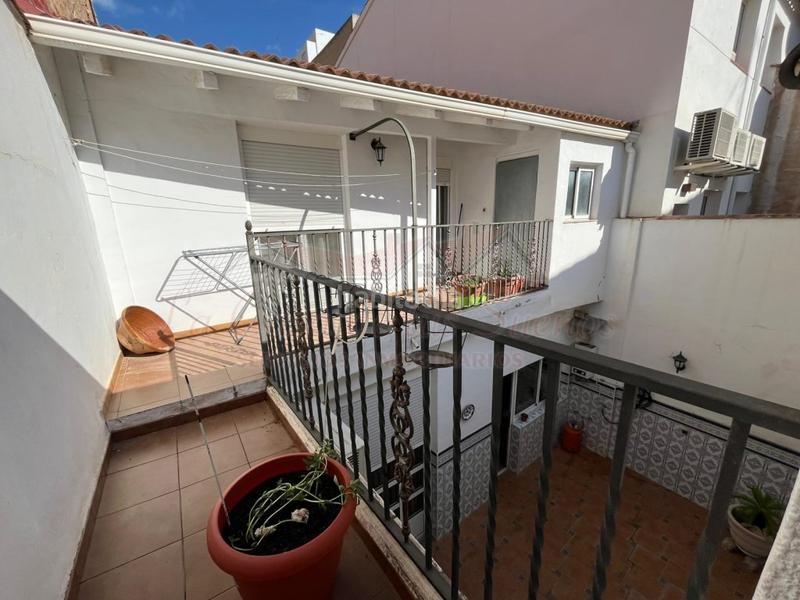 Foto a0ac6b1a-9392-43cb-8bda-84f417a4be1c. Casa amb aparcament a Sax Foto a0ac6b1a-9392-43cb-8bda-84f417a4be1c. Casa amb aparcament a Sax