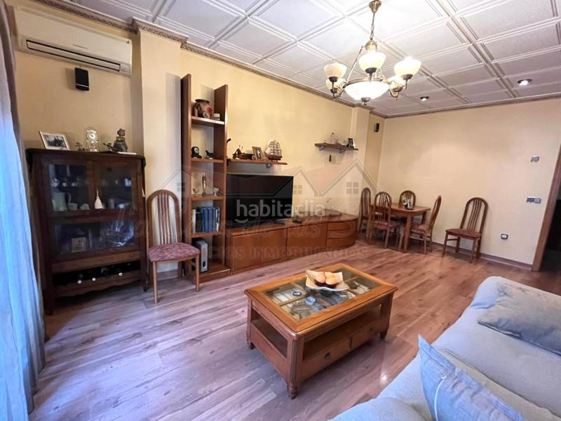 Foto fee82d64-6990-477d-824b-623f3a10f669. Casa amb aparcament a Sax Foto fee82d64-6990-477d-824b-623f3a10f669. Casa amb aparcament a Sax