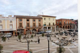 Casa a Plaza la villa 3. Edificación de piedra en venta de 406 m2 en plaza de la villa de Casa a Plaza la villa 3. Edificación de piedra en venta de 406 m2 en plaza de la villa de
