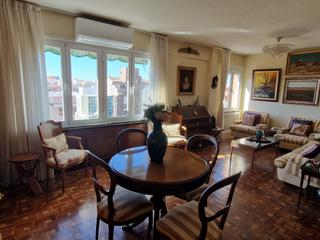 Appartement  Calle de la reina mercedes 3. Piso de 3 dormitorios con 2 plazas de garaje cerca de azca Appartement  Calle de la reina mercedes 3. Piso de 3 dormitorios con 2 plazas de garaje cerca de azca