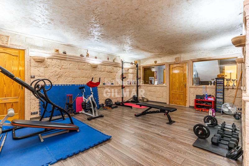 Foto 785979c3-b4a5-457a-8da2-2a75ea3ce7d3. Chalet con riscaldamento piscina in La Cárcaba-El Encinar-Montemolinos Arroyomolinos Foto 785979c3-b4a5-457a-8da2-2a75ea3ce7d3. Chalet con riscaldamento piscina in La Cárcaba-El Encinar-Montemolinos Arroyomolinos