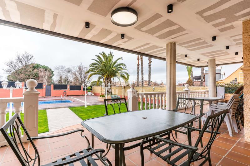 Foto b782883c-a7f0-4f91-b76b-1eb352be1f20. Chalet con riscaldamento piscina in La Cárcaba-El Encinar-Montemolinos Arroyomolinos Foto b782883c-a7f0-4f91-b76b-1eb352be1f20. Chalet con riscaldamento piscina in La Cárcaba-El Encinar-Montemolinos Arroyomolinos