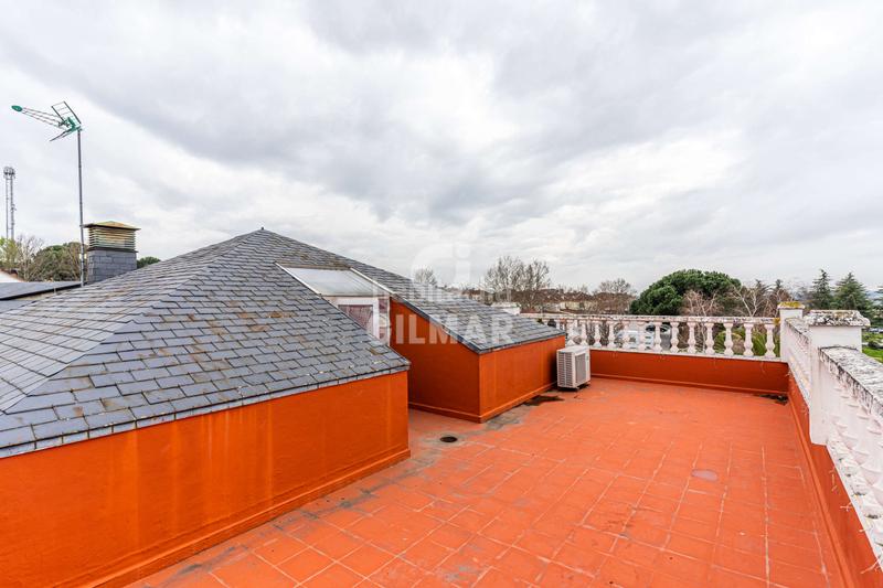 Foto ecff630c-9d0d-46fa-a212-89b0cbe25774. Chalet con riscaldamento piscina in La Cárcaba-El Encinar-Montemolinos Arroyomolinos Foto ecff630c-9d0d-46fa-a212-89b0cbe25774. Chalet con riscaldamento piscina in La Cárcaba-El Encinar-Montemolinos Arroyomolinos