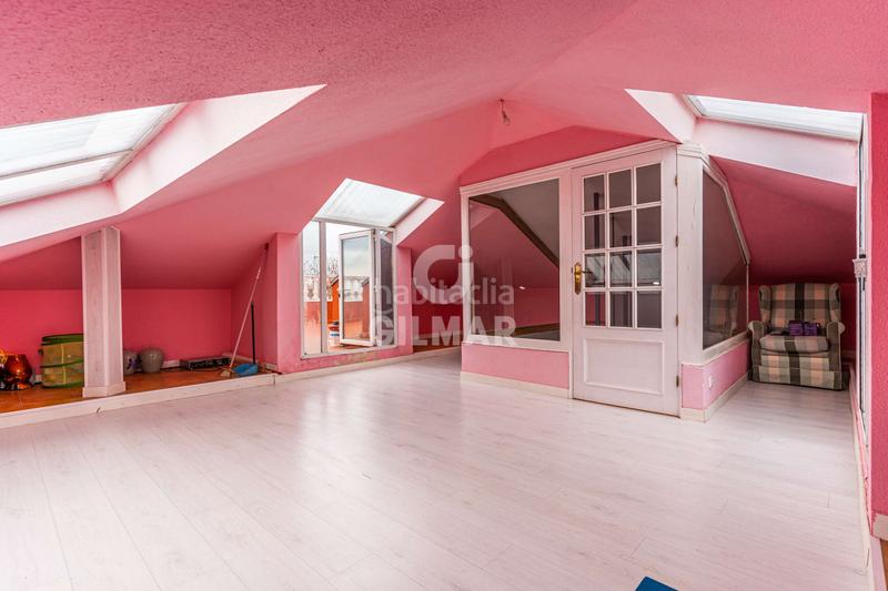 Foto fc7147a2-4376-43f3-a46b-f95063dd3f77. Chalet con riscaldamento piscina in La Cárcaba-El Encinar-Montemolinos Arroyomolinos Foto fc7147a2-4376-43f3-a46b-f95063dd3f77. Chalet con riscaldamento piscina in La Cárcaba-El Encinar-Montemolinos Arroyomolinos