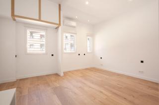 Pis a Calle del lago calafate 14. Bajo de 1 dormitorio salón con cocina americana y baño. Pis a Calle del lago calafate 14. Bajo de 1 dormitorio salón con cocina americana y baño.