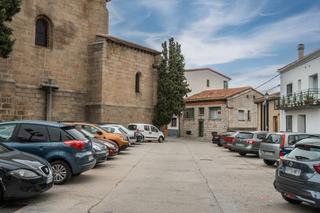Casa aparellada a Calle ronda de la iglesia 1. Casa de pueblo para reformar en la plaza de la iglesia de el tie Casa aparellada a Calle ronda de la iglesia 1. Casa de pueblo para reformar en la plaza de la iglesia de el tie