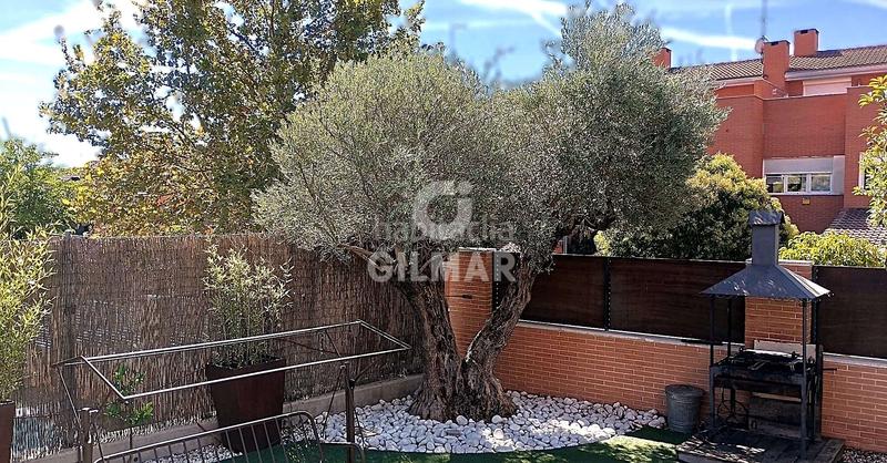 Foto 4fee76cb-85c4-43d7-99b4-04ac4afbfa9b. Maison jumelée avec chauffage parking piscine dans Miramadrid Paracuellos de Jarama Foto 4fee76cb-85c4-43d7-99b4-04ac4afbfa9b. Maison jumelée avec chauffage parking piscine dans Miramadrid Paracuellos de Jarama