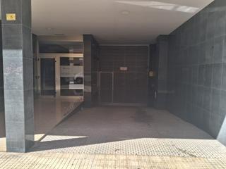 Aparcament cotxe a Juan sebastian elcano 5. Tortosa, ferreries, plaza de aparcamiento  trastero Aparcament cotxe a Juan sebastian elcano 5. Tortosa, ferreries, plaza de aparcamiento  trastero