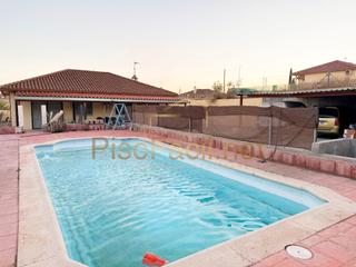 Xalet  Calle tietar. Pisofacil.net vende encantador chalet independiente en colmenar Xalet  Calle tietar. Pisofacil.net vende encantador chalet independiente en colmenar