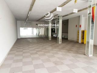 Location Local commercial à Centro. Local comercial junto a parada de metro en zona con gran expansi Location Local commercial à Centro. Local comercial junto a parada de metro en zona con gran expansi