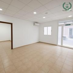 Lloguer Oficina a Pedrezuela. Amplio local comercial en alquiler en el corazón de pedrezuela Lloguer Oficina a Pedrezuela. Amplio local comercial en alquiler en el corazón de pedrezuela