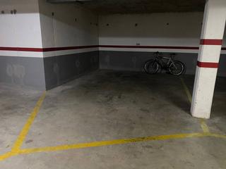 Aparcament cotxe a Pompeu fabra 60. Parking en venta en mota de sant pere. Aparcament cotxe a Pompeu fabra 60. Parking en venta en mota de sant pere.