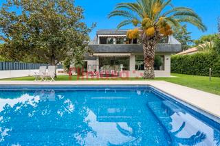 Chalet Calle junco. ¡no cobramos al comprador! Chalet Calle junco. ¡no cobramos al comprador!