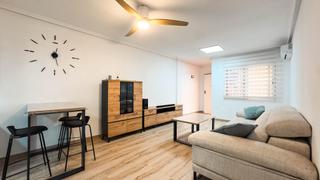 Casa a schiera in Calle de la bahía 105. Bungalow totalmente reformado en arenales del sol Casa a schiera in Calle de la bahía 105. Bungalow totalmente reformado en arenales del sol
