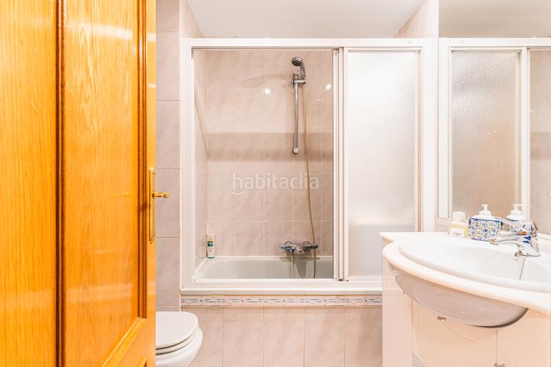 Foto 1815dce4-d64b-4aaa-a176-22460ed2f04e. Pis amb calefacció aparcament piscina a Norte Majadahonda Foto 1815dce4-d64b-4aaa-a176-22460ed2f04e. Pis amb calefacció aparcament piscina a Norte Majadahonda