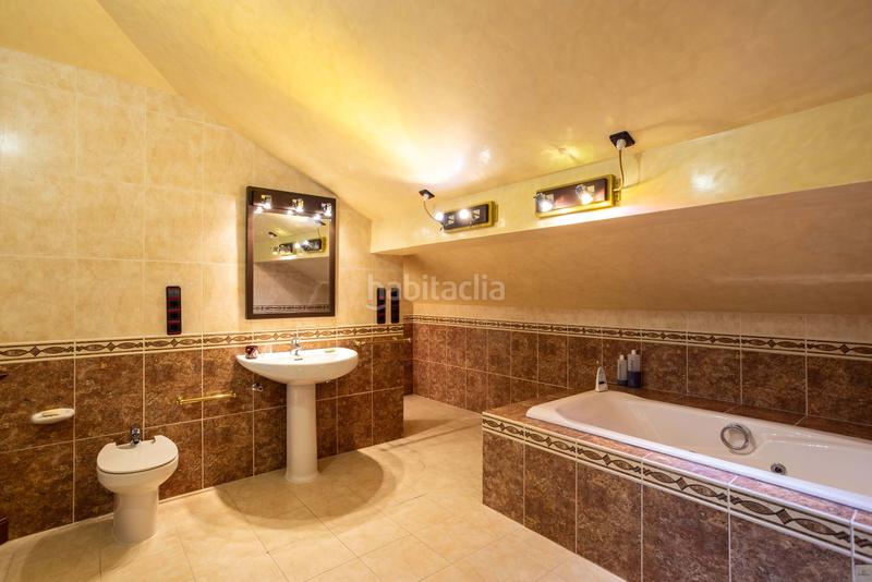 Foto 5ad0338b-2424-491d-87f7-eb9449e54075. Xalet amb calefacció aparcament a Navalquejigo-Los Arroyos Escorial (El) Foto 5ad0338b-2424-491d-87f7-eb9449e54075. Xalet amb calefacció aparcament a Navalquejigo-Los Arroyos Escorial (El)