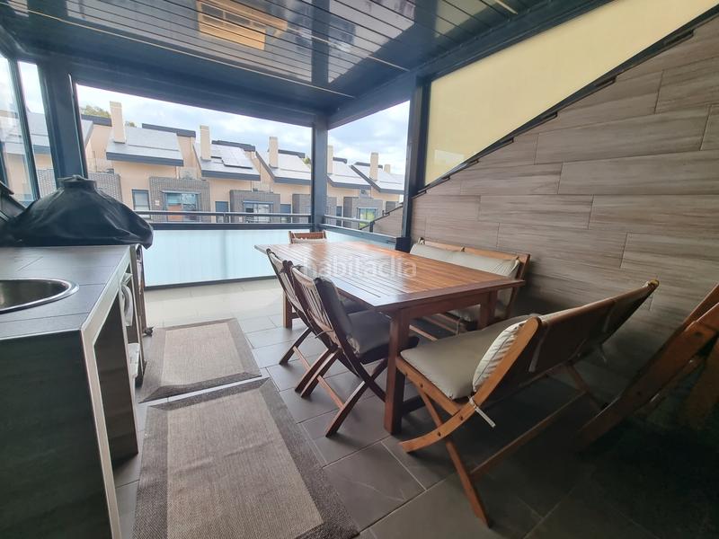 Foto 448fdf3a-9e2a-4df9-a5b0-050e885646e2. Casa pareada en calle de la navallera 9 en Centro Comercial-Hospital Torrelodones Foto 448fdf3a-9e2a-4df9-a5b0-050e885646e2. Casa pareada en calle de la navallera 9 en Centro Comercial-Hospital Torrelodones