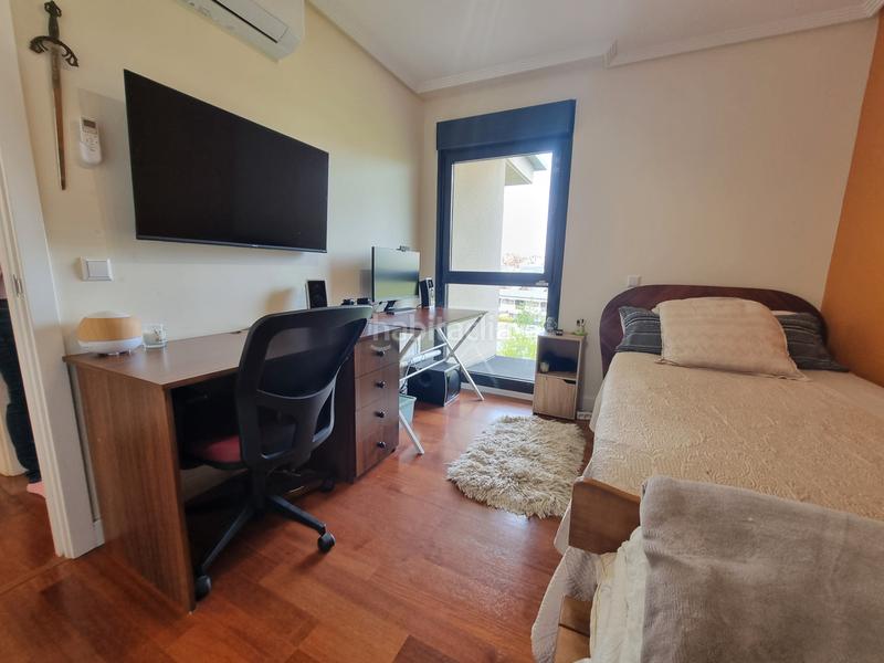 Foto a7298a85-5bb5-45b7-9a82-fd4013efa47c. Casa pareada en calle de la navallera 9 en Centro Comercial-Hospital Torrelodones Foto a7298a85-5bb5-45b7-9a82-fd4013efa47c. Casa pareada en calle de la navallera 9 en Centro Comercial-Hospital Torrelodones