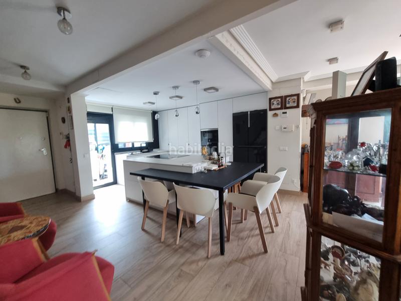 Foto 49b396db-aaab-4636-9bdf-1449ccfde9c1. Maison jumelée dans calle de la navallera 9 dans Centro Comercial-Hospital Torrelodones Foto 49b396db-aaab-4636-9bdf-1449ccfde9c1. Maison jumelée dans calle de la navallera 9 dans Centro Comercial-Hospital Torrelodones